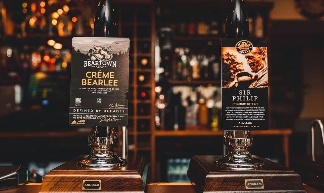 Peak District, The Greyhound Inn, Warslow Circa 1750 Ngoại thất bức ảnh